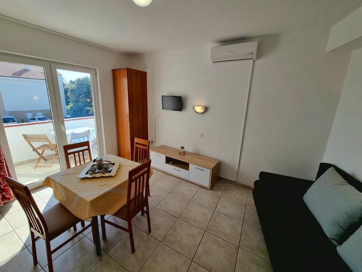 Apartments Ostrea - Mimoza Novalja Kültér fotó