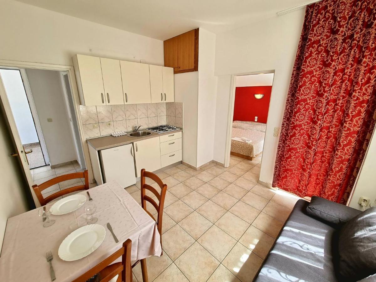 Apartments Ostrea - Mimoza Novalja Kültér fotó